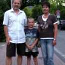 Sabine (1. Vorsitzende des Vereins) und Rainer Schwarz mit Dima