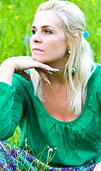 Lena ist eine ukrainische Frau