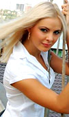 Oksana ist eine von vielen Estländerinnen