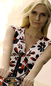 viele wei�russische Frauen, hier Tatiana